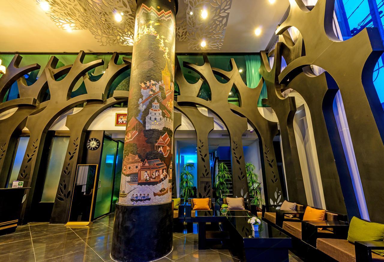 Raha Grand Hotel Patong Luaran gambar